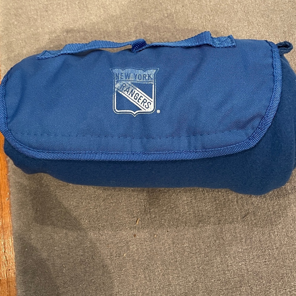 NY Ranger Navy Blue Roll up Fleece Blanket